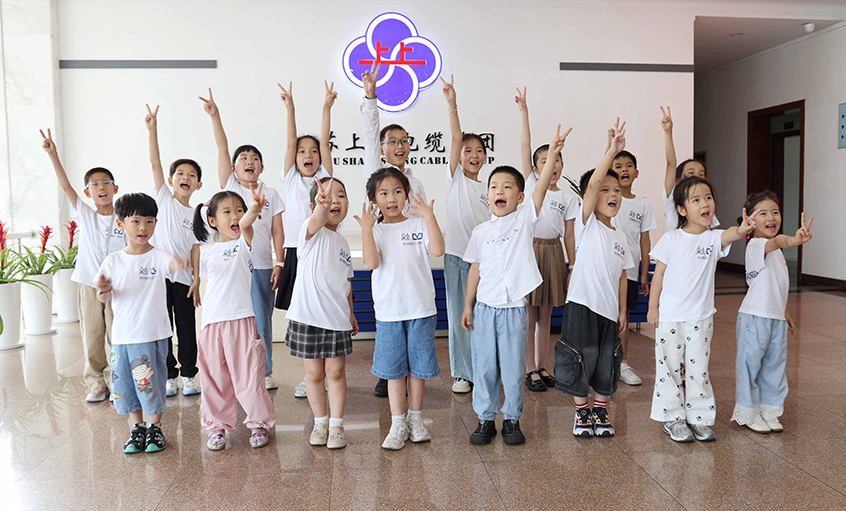 触摸工业脊梁 对话智造之光——溧阳融媒官方小记者团走进尊龙凯时